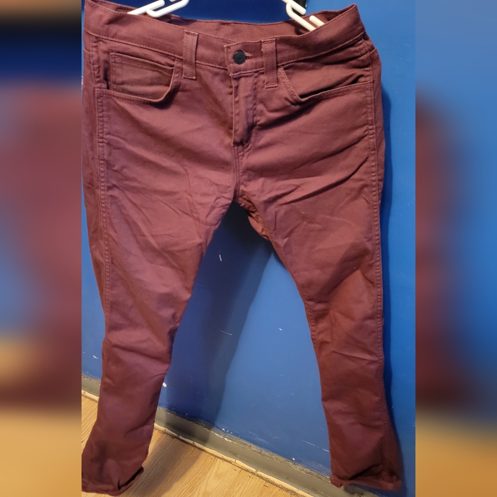 Levi's 513 burgandy pants
